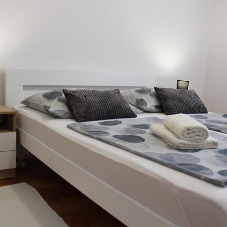 Charming Old Town Apartment Šibenik Esterno foto