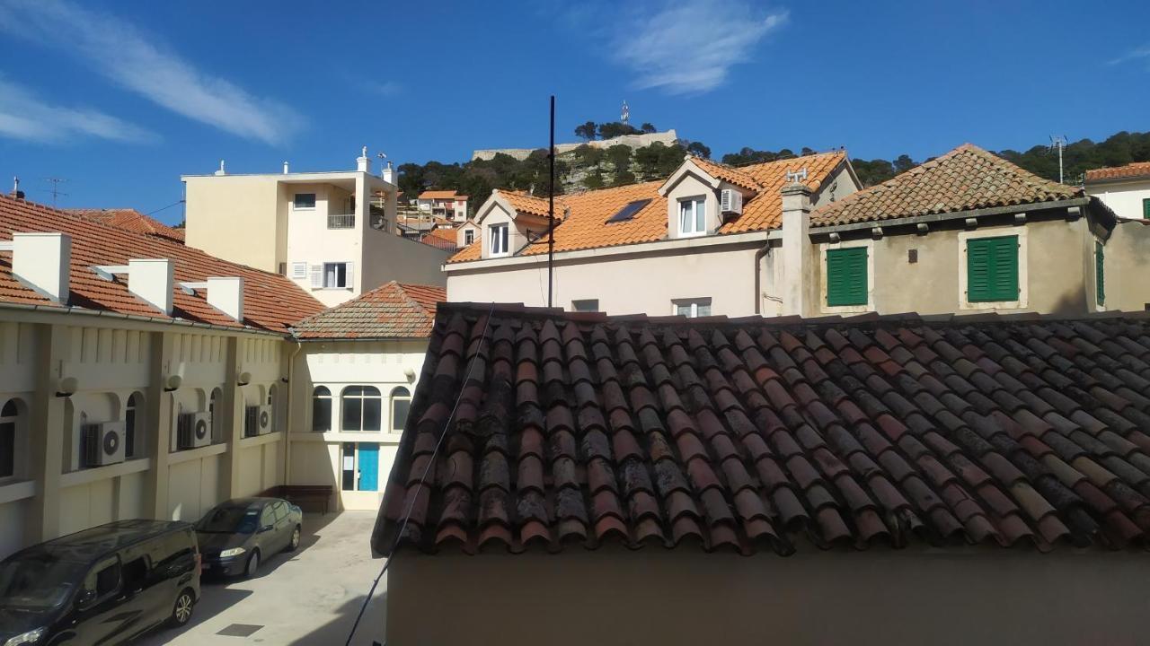 Charming Old Town Apartment Šibenik Esterno foto